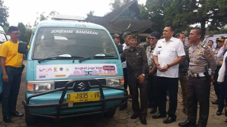 Wow, Angkot Jurusan Soreang-Banjaran Kini Berbasis Online