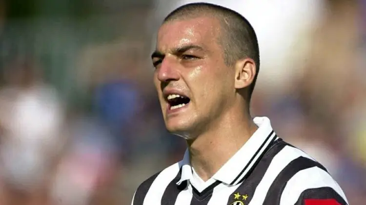 Eks Penggawa Juventus Ditembak Orang Tak Dikenal
