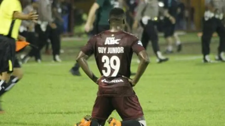 Terungkap, Persib Inginkan Guy Junior