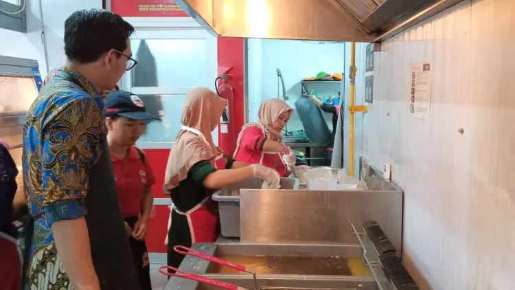 Baznas Bantu Mustahik Jadi Pengusaha 