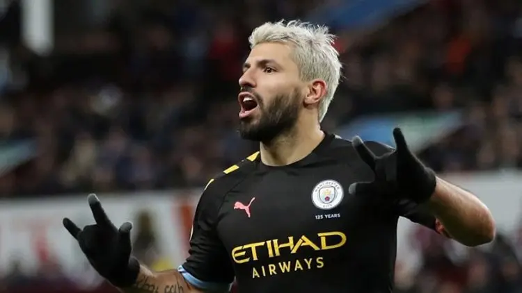 Gila...dalam Satu Laga, Aguero Patahkan Rekor Henry dan Shearer