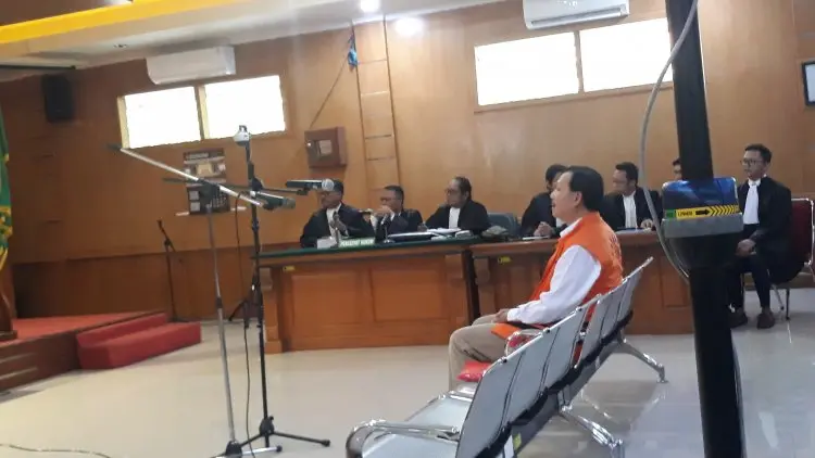 Terima Suap Rp900 Juta, Sekda Jabar Iwa Terancam 20 Tahun Bui