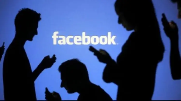 Facebook Uji Coba Tampilan Baru, Serba Putih