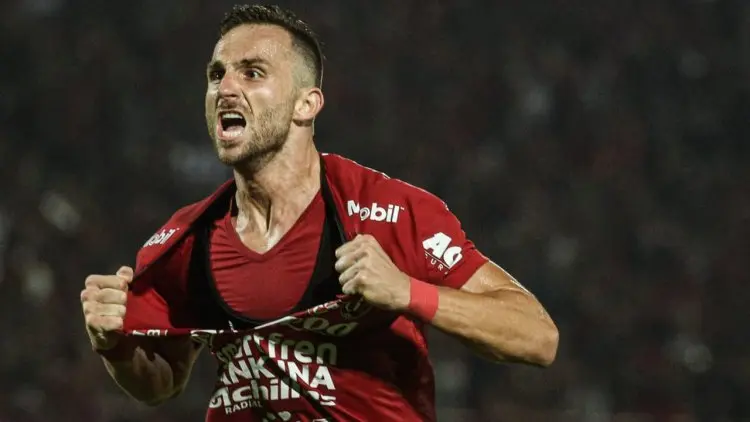 Ilija Spasojevic dan Irfan Bachdim Merapat ke Persib
