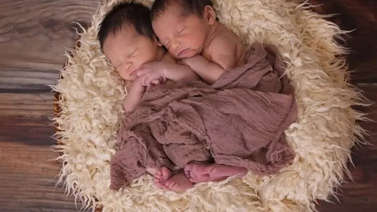 Ini Risiko Dapat Bayi Kembar dari Hasil Bayi Tabung