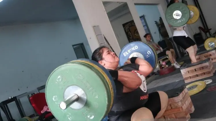 Jadwal Padat Lifter Indonesia Jelang Olimpiade Tokyo 2020