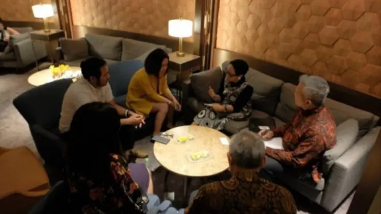 Bertemu Pengusaha di Vietnam, Menlu Retno Dorong Investasi Dua Arah