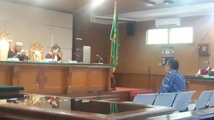 Keluar Konteks, Hakim Hardik Kuasa Hukum Terdakwa