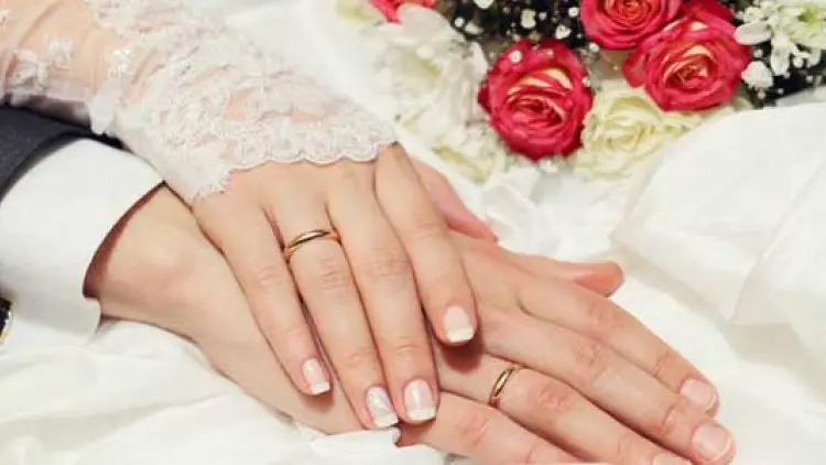 Menikahi Perempuan yang Kehilangan Kehormatannya