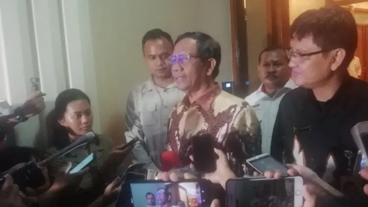 Ancam Dubes China, Mahfud: Ada Nelayan Masuk, Kami Usir!