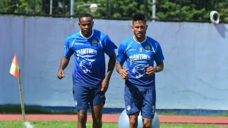 Persib vs Hanoi FC, Penentu Nasib Duo Brasil?
