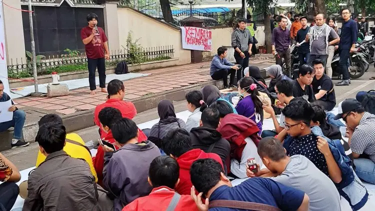 Akhirnya, Puluhan Mahasiswa Kembali ke Asrama Wyata Guna