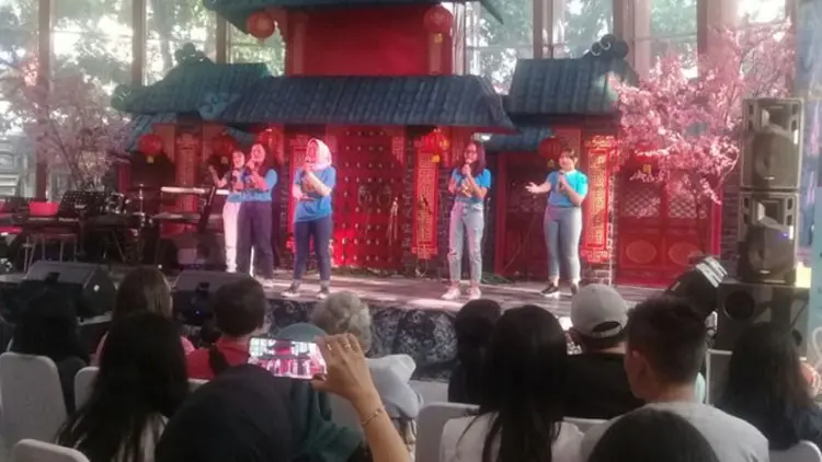 Siswa Purwa Caraka Music Studio Meriahkan Konser di Atrium BEC