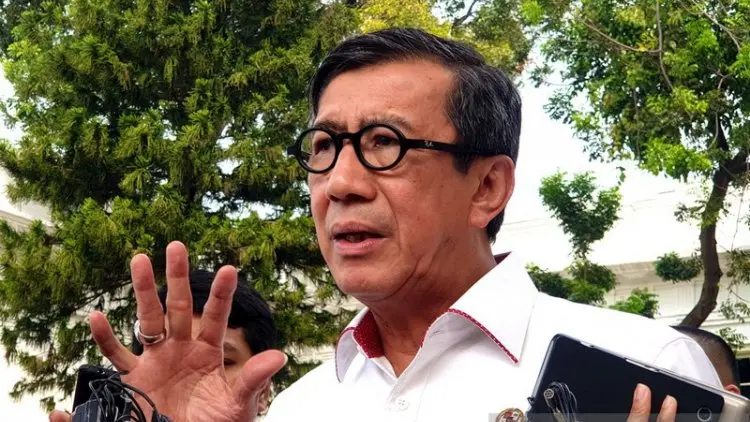 (Sikap Kami) Mengawal Etika Menteri