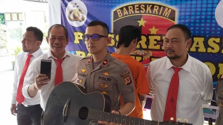 Polisi Amankan Pelaku Pencurian Dalam Angkot di Bandung