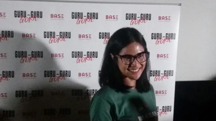 Dian Sastro Berguru Jadi Produser di 'Guru-guru Gokil'