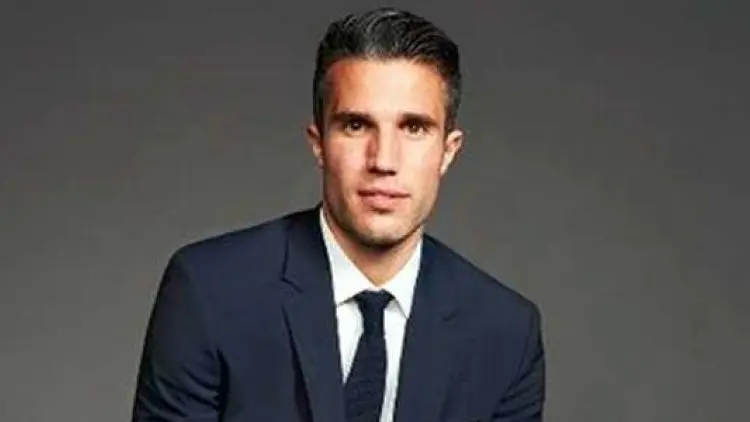 Van Persie Sarankan MU Cari Striker Baru