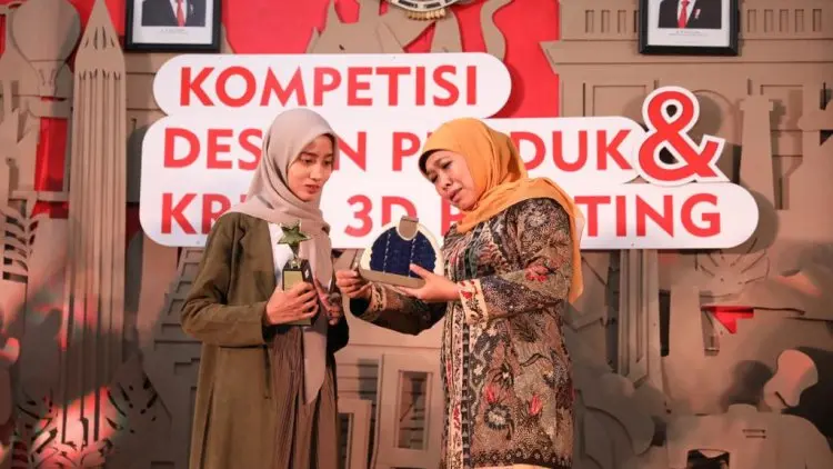 Khofifah Ajak Milenial Jadikan Jatim Garda Terdepan Ekonomi Kreatif Nasional
