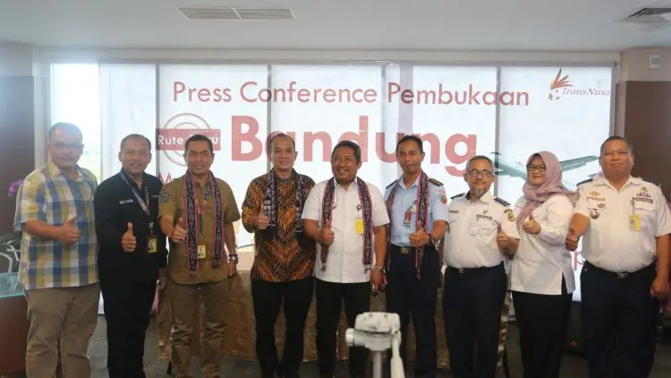Yana Dukung Banyak Maskapai Terbang ke Kota Bandung