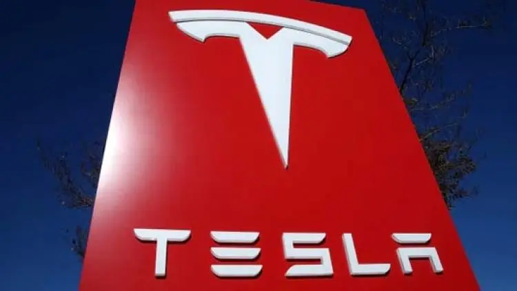 Tesla Tolak Petisi untuk Recall 500.000 Mobil