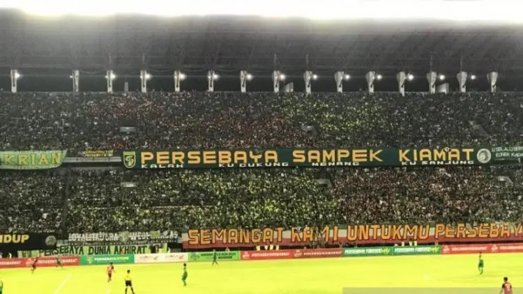 Bukti Cinta Risma untuk Persebaya