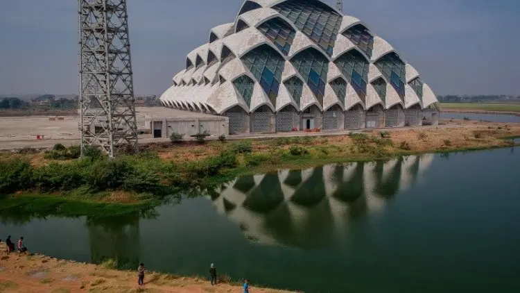 Pembangunan Tahap Ketiga Masjid Al-Jabbar Tuntas Akhir 2020