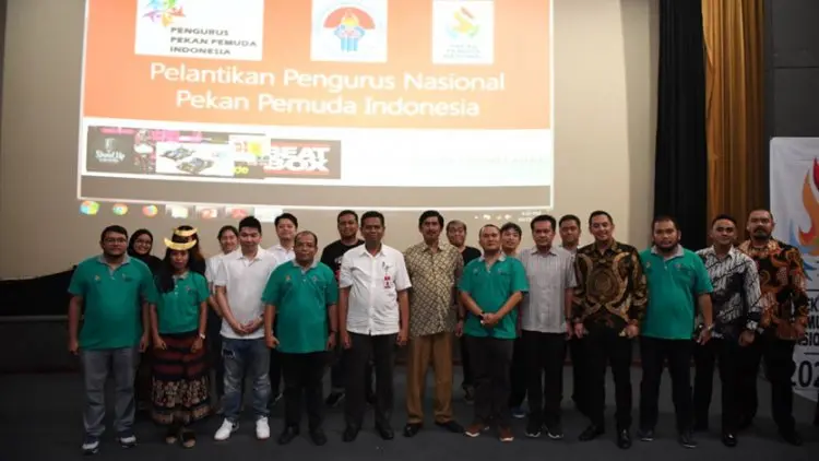 Pemuda Pelopor Solusi Hadapi Persaingan Global