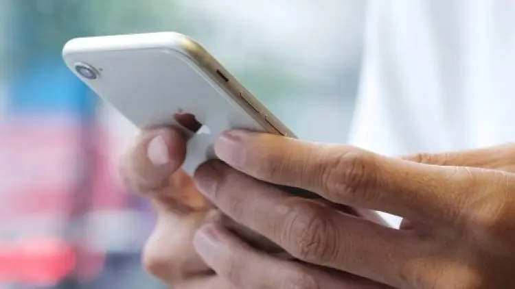iPhone Murah Terbaru Meluncur Maret?