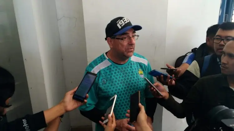 Robert Klaim Persib Memulai TC dengan Baik