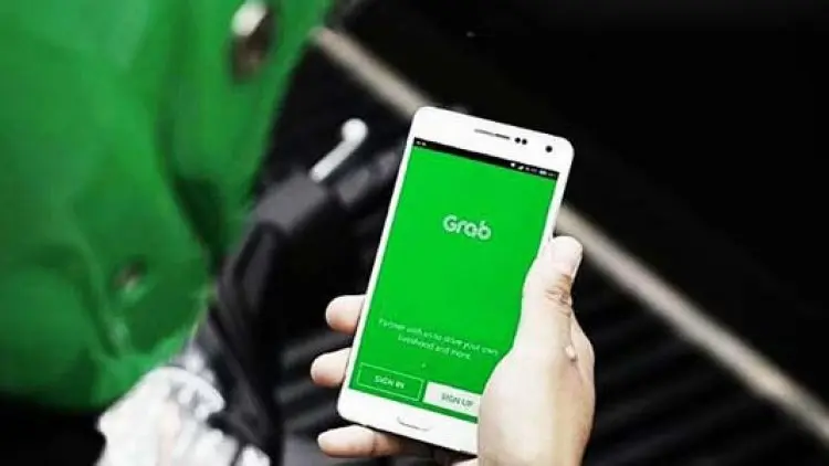 Grabcar Elektrik Meluncur, Dorong Ekosistem Kendaraan Listrik