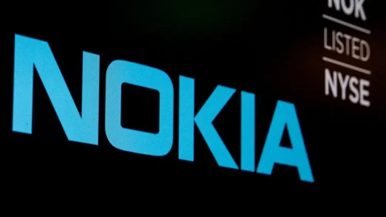 Nokia Akan Ramaikan Kompetisi Ponsel Lipat