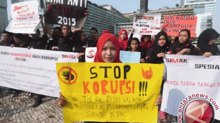 UU Baru KPK, Klaim Bergizi Kok Melemahkan