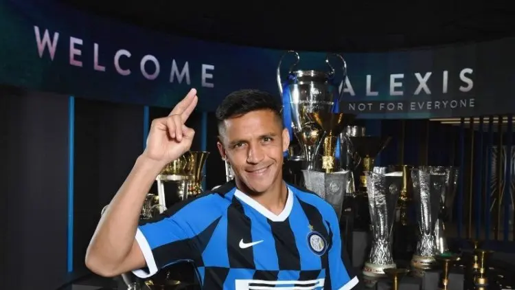 MU Ingin Pulangkan Alexis Sanchez