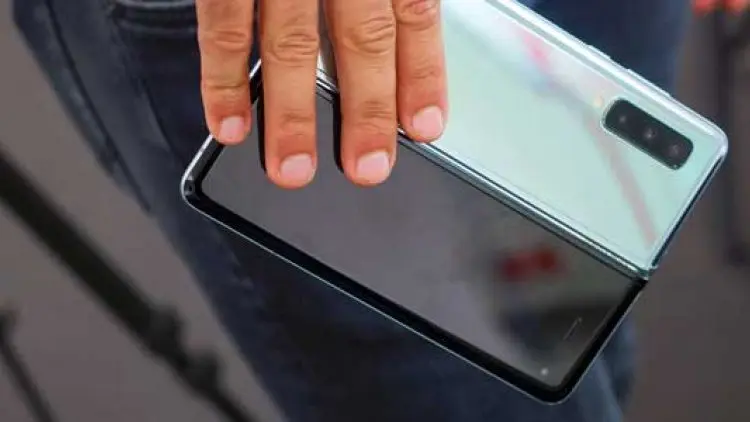 Penerus Galaxy Fold Meluncur Pertengahan 2020?