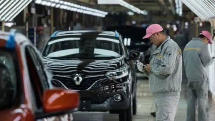 Renault Buka Kembali Pabrik Wuhan pada 10 Februari