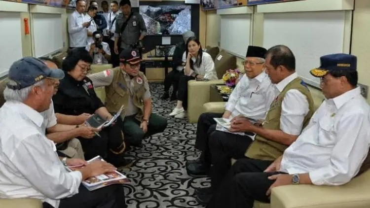 Wapres Rapat di Kereta Hingga Bikin Jadwal Berantakan, Netizen: Ngeribetin