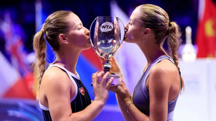 Mladenovic dan Babos Kembali Menangi Ganda Putri Australia Open