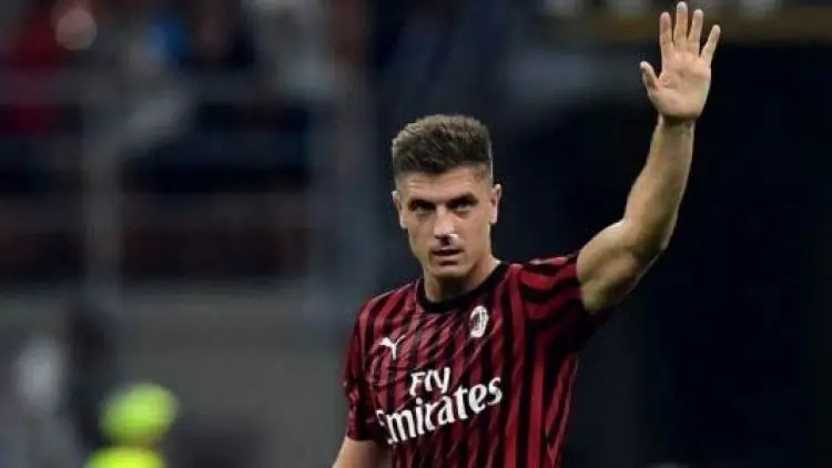 Ibrahimovic Datang, Piatek Jadi Korban