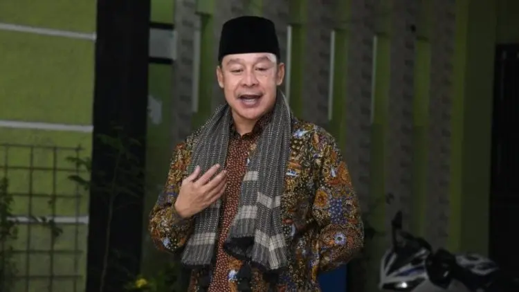 Pimpinan Ponpes Buntet Cirebon: Pemerintah Tepat Bubarkan FPI