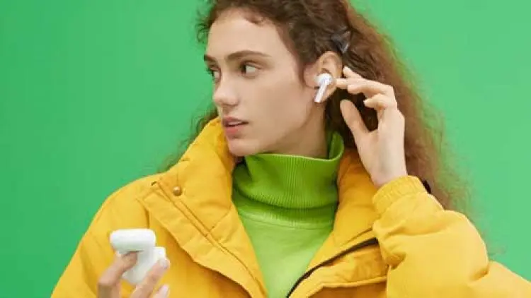 Realme Buds Air Pro, Temen Asyik Dengerin Musik