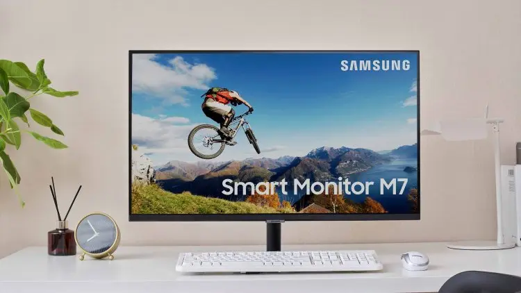 AKB, Samsung Tawarkan Inovasi Monitor Multifungsi