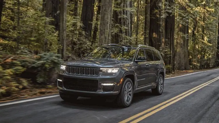 Jeep Grand Cherokee 2021 muat 7 penumpang