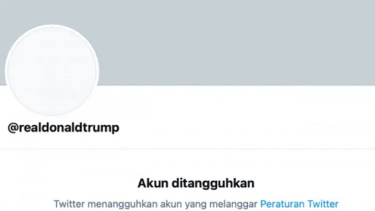 Twitter Blokir Akun Trump secara Permanen