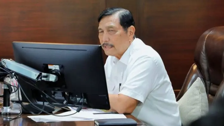 Menko Luhut: Vaksinasi Dimulai Rabu, Dampaknya Tiga Bulan ke Depan