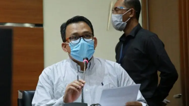 KPK Geledah Dua Perusahaan di Jakarta Terkait Bansos Mantan Mensos