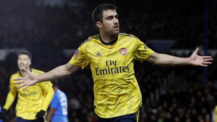 Real Betis Ingin Bajak Sokratis dari Arsenal