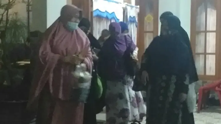 Sudah Ikhlas, Keluarga Kapten Afwan Melaksanakan Sholat Goib