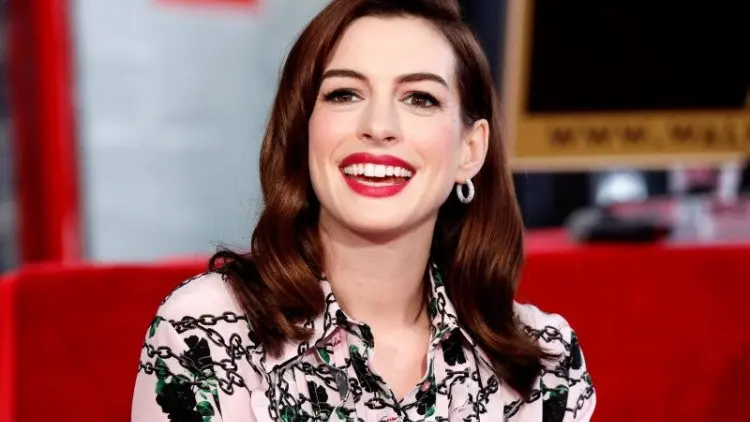 Anne Hathaway Berpacu dengan Waktu Rilis Film Tentang Lockdown Pandemi Covid-19