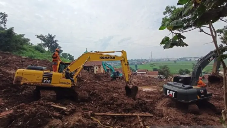 Tim SAR Masih Mencari 11 Korban Bencana Longsor Cimanggung Sumedang