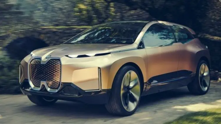 BMW Target Gandakan Penjualan Mobil Listrik 2021
